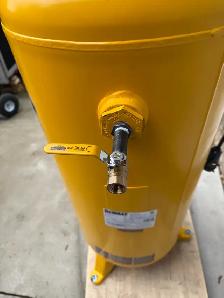BRAND NEW DEWALT AIR COMPRESSOR - Photo 6