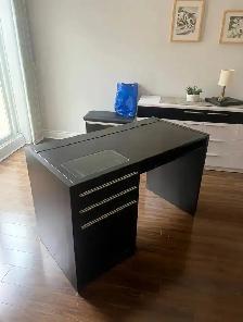 Black-Brown Desk with Glass Top — 3 Drawers - Photo 2