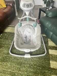 Graco Baby Swing - Photo 2