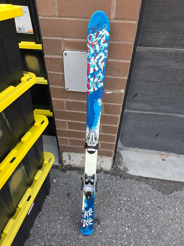 INDY 136 CM SKIS GOOD CONDITION $50