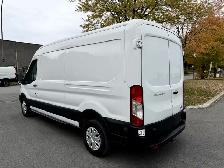 2017 Ford Transit T-250 Medium Roof - Photo 5