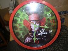 QUARTZ WALL CLOCK MAD HATTER JOHNNY DEPP-USED-WORKS-$20 - Photo 2
