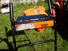 ARIENS  520  20inch  gas  Snowblower 2 Stage - Photo 2