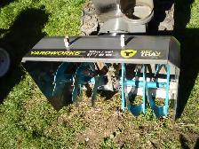 Yard Works  301cc   27inch  gas Snowblower 2 Stage - Photo 3