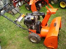 ARIENS 624 24inch gas Snowblower 2 Stage - Photo 5