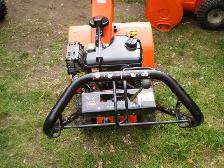 ARIENS 624 24inch gas Snowblower 2 Stage - Photo 7