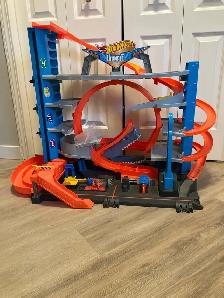 Hot Wheels City Ultimate Garage Shark Attack - Photo 2