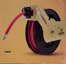 Retractable air compressor hose - Photo 2
