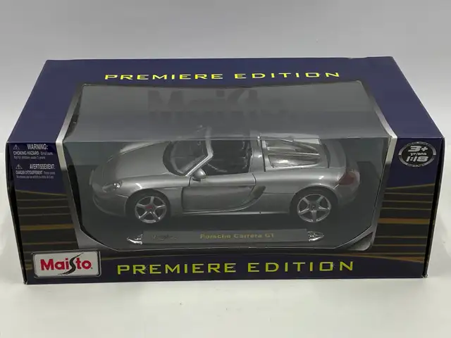 Maisto Premiere Edition Porsche Carrera GT Silver  1:18 NIB