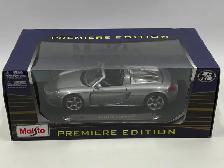 Maisto Premiere Edition Porsche Carrera GT Silver  1:18 NIB