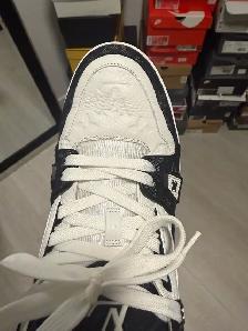 Louis Vuitton Trainer sneaker 100% authentic size us 10 - Photo 4