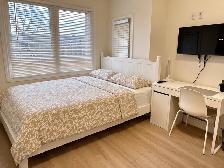 Bright Modern Room In Toronto, $110 Per Night, Daily Discount - Photo 10