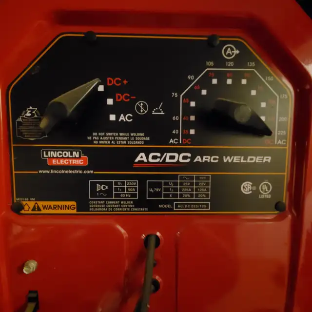 Lincoln K1297 AC/DC 225/125 stick welder in mint condition