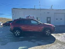2016 Jeep Cherokee Trailhawk - Photo 2