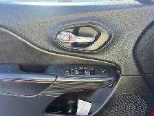 2016 Jeep Cherokee Trailhawk - Photo 17
