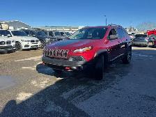 2016 Jeep Cherokee Trailhawk - Photo 19