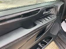 2015 Chrysler Town & Country S - Photo 11