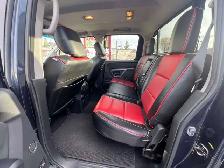 2015 Nissan Titan 4WD Crew Cab SWB - Photo 12