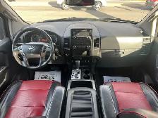 2015 Nissan Titan 4WD Crew Cab SWB - Photo 14