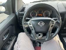 2015 Nissan Titan 4WD Crew Cab SWB - Photo 16
