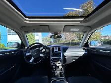 2010 Chrysler 300 - Photo 11