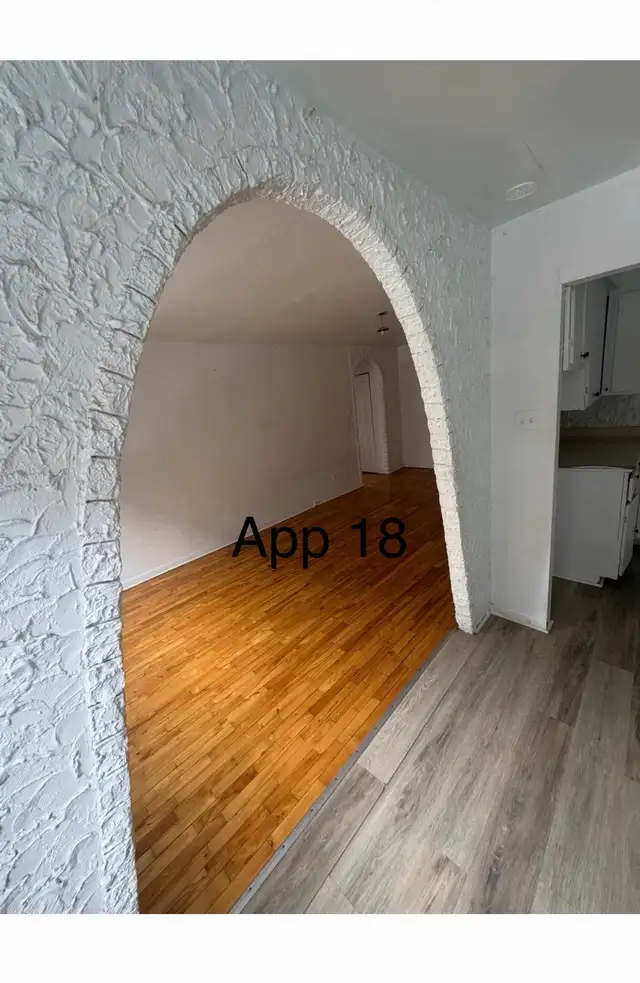 Apparemment 3 1/2 à Ahuntsic