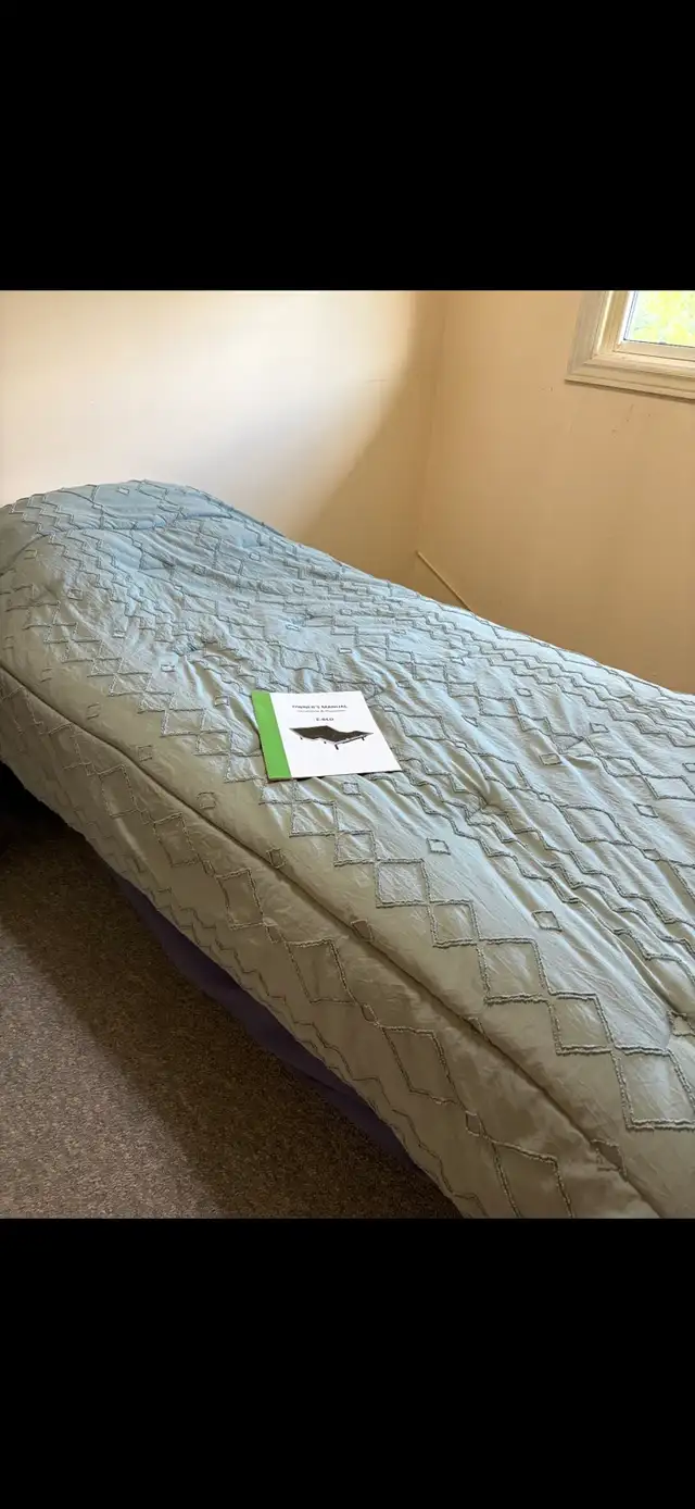 E-Bed great shape in Kingston Ontario location