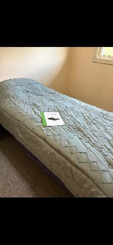 E-Bed great shape in Kingston Ontario location