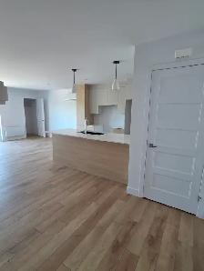 LOGEMENTS NEUFS HAUT DE GAMME À WATERLOO - Photo 2