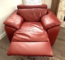 Premium Natuzzi Italian Leather Power Recline Sofa & Chair - Photo 4