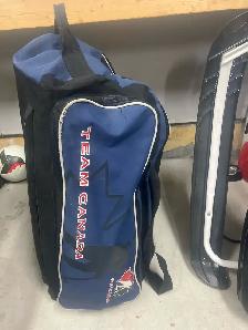 complete hockey equipment - very good condition