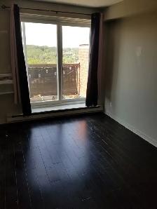 Condo for Rent 503-144 Queen Street Bowmanville Ontario L1C 1M9 - Photo 2