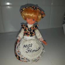 BELLE POUPÉE NEUVE, MISS FLORIDA AUX YEUX BLEUS, 7'HAUT: $5.00