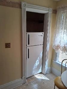 ONCE IN A LIFETIME! 1300 SQ FT VICTORIAN 2 BR $1300/MTH   UTIL - Photo 5