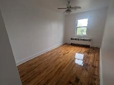 If you see this ad, an apartment is available! - Photo 6
