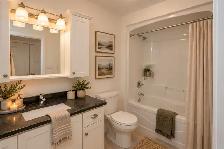 Luxury 3-Bedroom Home with Private Yard in River Terrace - Photo 11