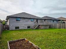 Luxury 3-Bedroom Home with Private Yard in River Terrace - Photo 19