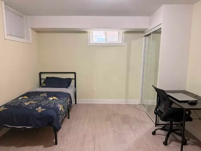 $1300 | Studio | Batchlor Apartment for Rent