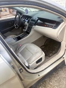 2010 ford Taurus - Photo 5