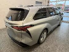 2024 Toyota Sienna Limited 7 passager AWD, - Photo 3