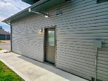 Brand-New Luxury 2-Bed Apartment with Heated Garage & Parking - Photo 3