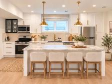 Brand-New Luxury 2-Bed Apartment with Heated Garage & Parking - Photo 6