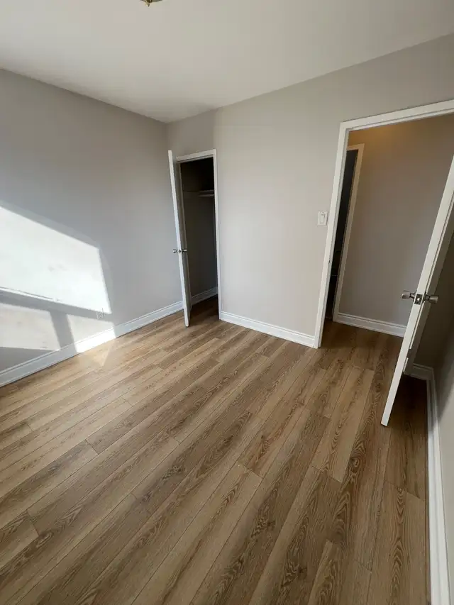 1 BEDROOM - APARTMENT ULTILITIES INCLUDED - PARKING AVAILABLE
