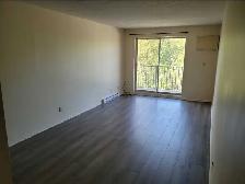 1 Bdrm Apartment - 1 Month Free w/1 Year Lease - Photo 2