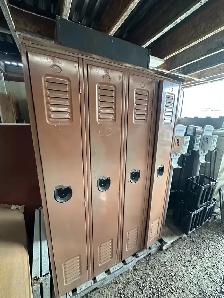 School lockers - Photo 5