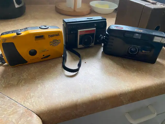 Vintage Cameras  package deal 50$