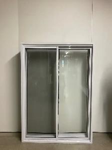 11081CA Fenêtre Coulissante Aluminium 2 sect 2 ouv 41 1/4x57 1/4