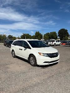 2015 Honda Odyssey SAFETIED - Photo 2