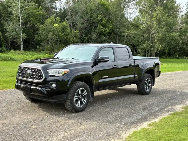 2018 Toyota Tacoma TRD Sport 4x4 - SAFETY CERTIFIED