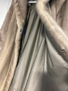 FUR COAT - Photo 5